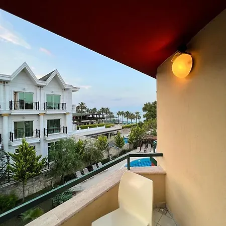 מלון Sumela Garden בלדיבי