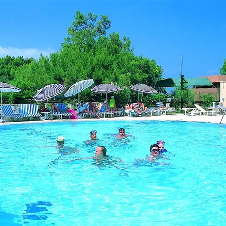 מלון Sumela Garden