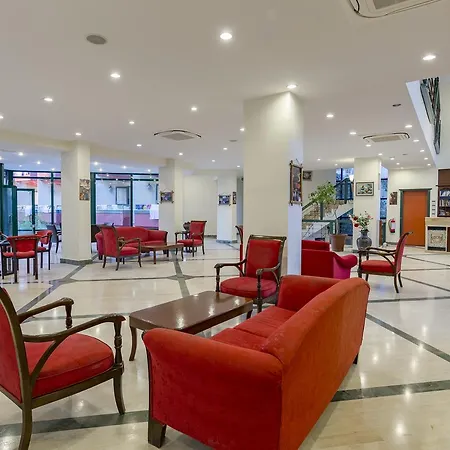 מלון Sumela Garden בלדיבי