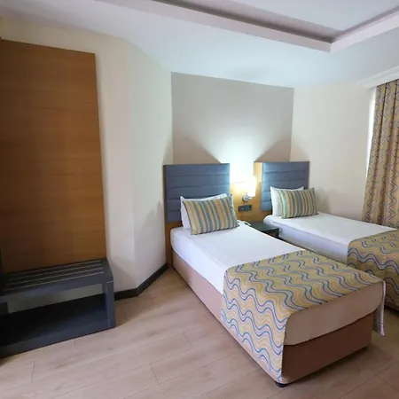 فندق Sumela Garden 3*