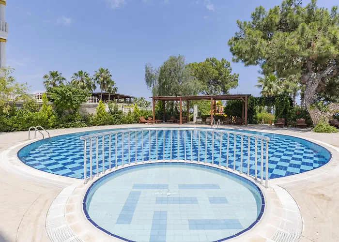 Отель Sumela Garden 3*