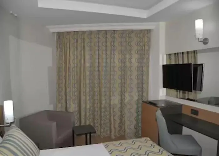 Отель Sumela Garden 3*